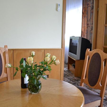 Karat Bed and Breakfast Warszawa Exteriör bild